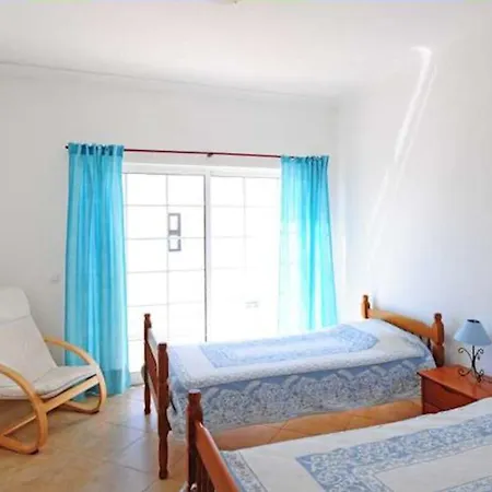 Casa Joao Paulo - Spacious 4 Bedroom With Comfortable Furnishings - Perfect For Families * カルヴォエイロ