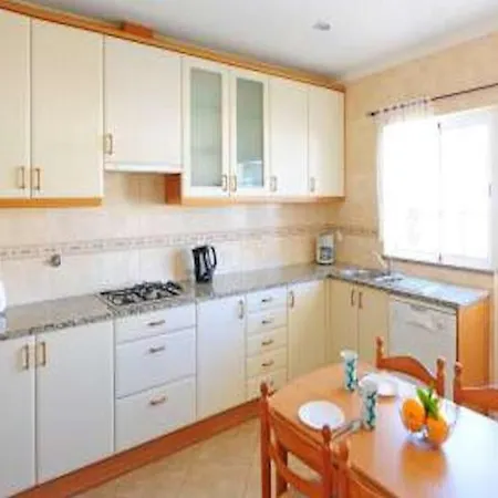Casa Joao Paulo - Spacious 4 Bedroom With Comfortable Furnishings - Perfect For Families Villa